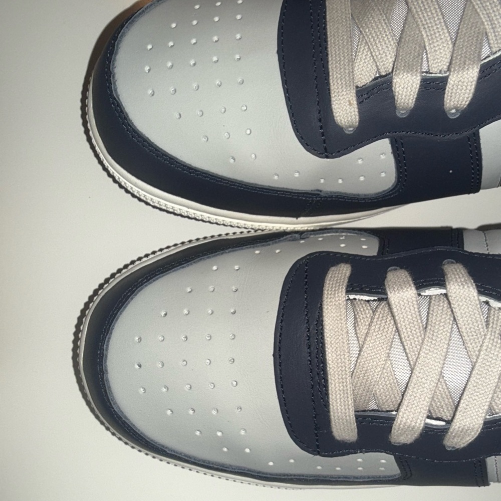 Gorgetown low top dunk - Picture 3 of 10